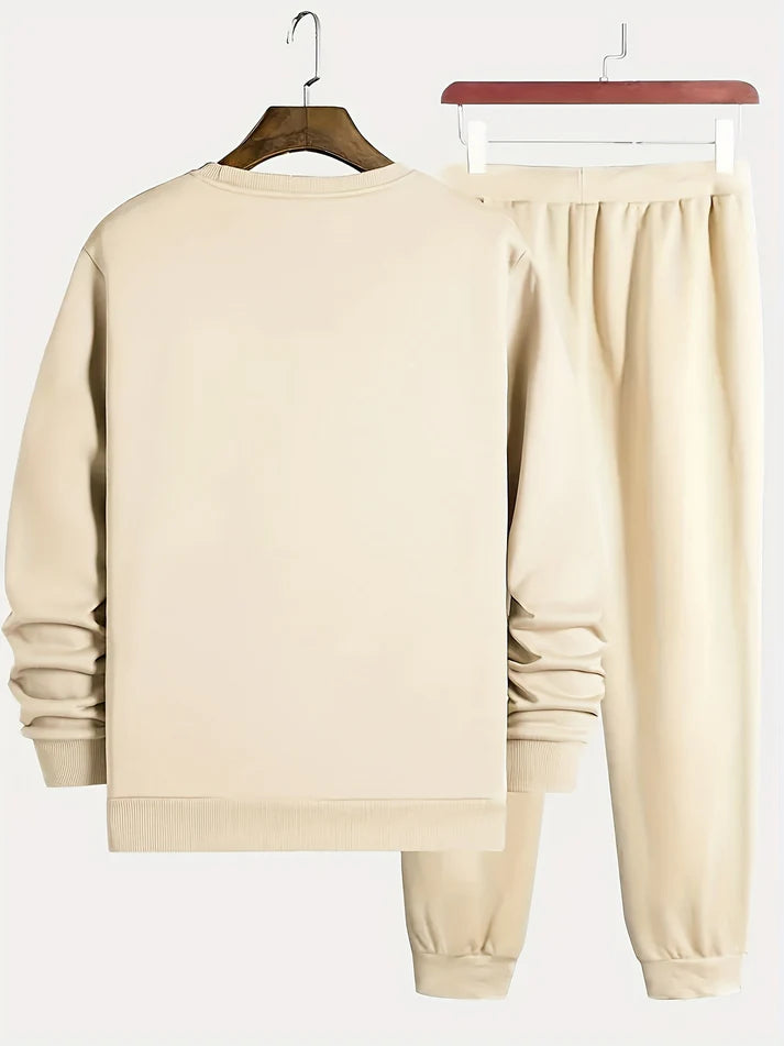 Casual zip-up tracksuit with jogging pants for men | Perfect for relaxed days